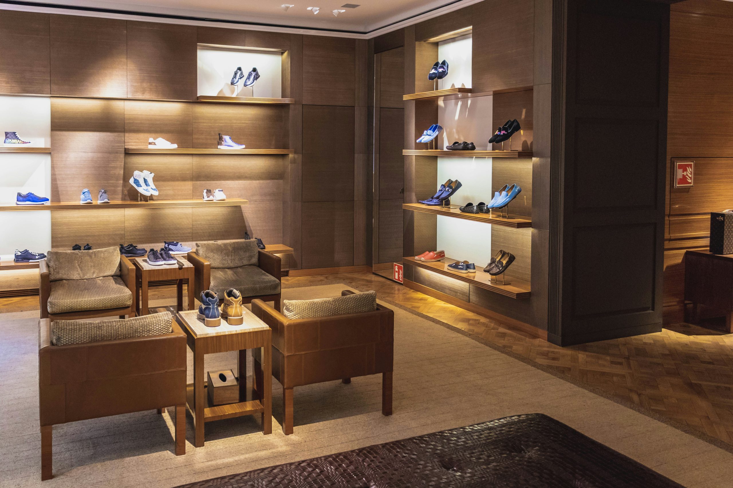 luxury_retail